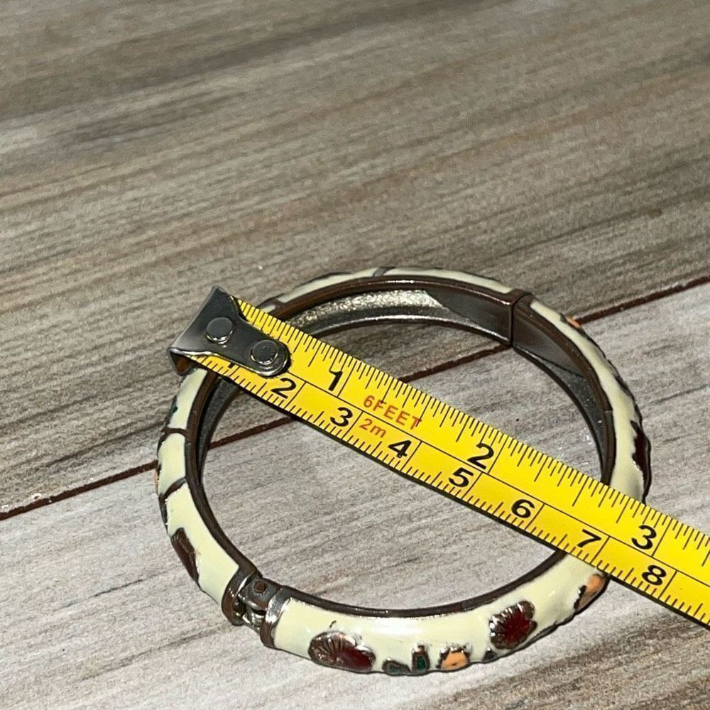 Floral Cloisonné Hinged Bracelet Womens Cream And Multi Colored Cottagecore Boho - Picture 7 of 8